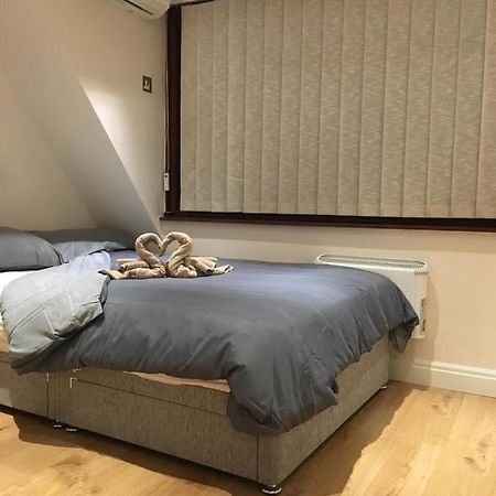 Studio Flat In The Heart Of Golders Green 런던 외부 사진