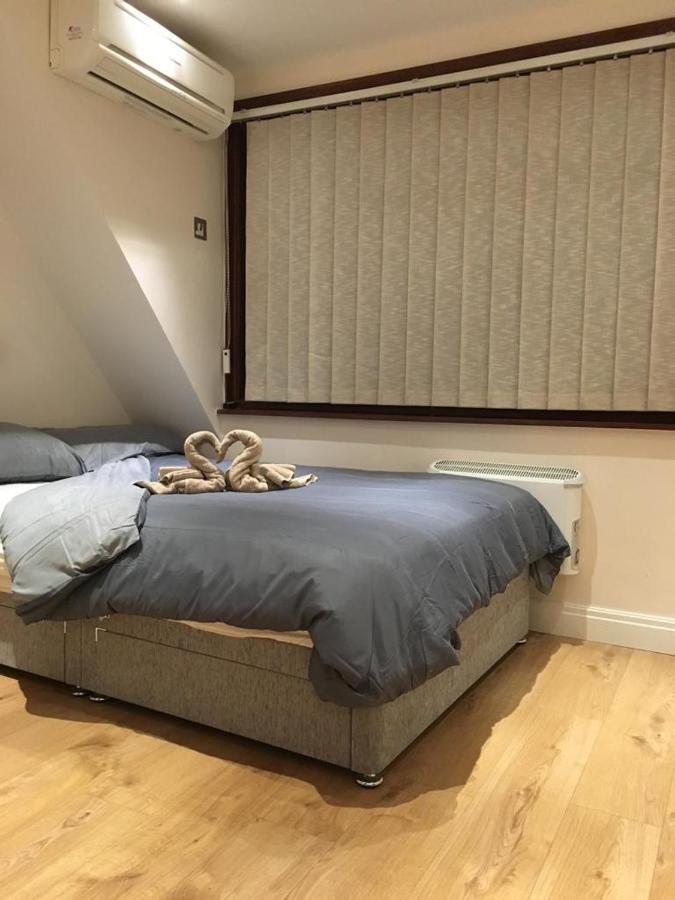 Studio Flat In The Heart Of Golders Green 런던 외부 사진