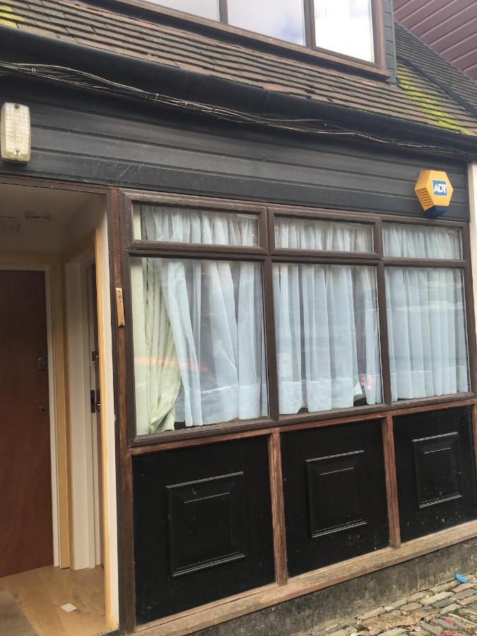 Studio Flat In The Heart Of Golders Green 런던 외부 사진